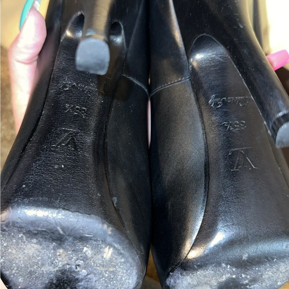 Louis Vuitton heels authentic - Picture 11 of 14